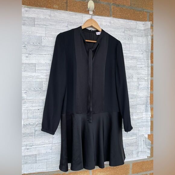 RED VALENTINO Tie Neck Mini Dress size 42 /10 - Picture 3 of 10